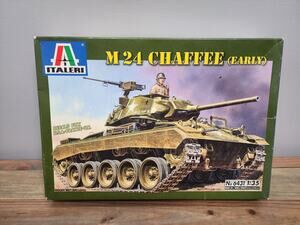 Italeri #6431 US M24 Chaffee Early Model Kit 1/35 Scale Open Box Complete